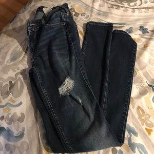 HOLLISTER SUPER SKINNY JEANS